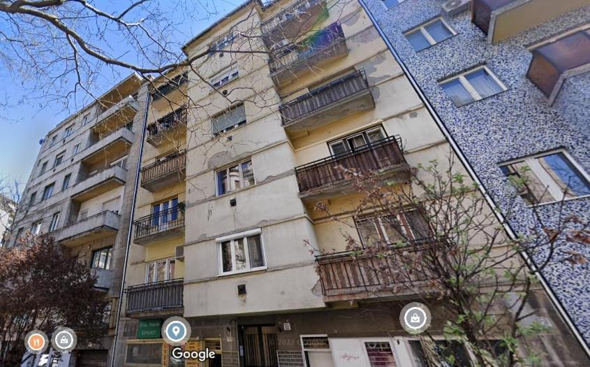 Kenyelmes Lakas Jo Helyen Appartement Boedapest Buitenkant foto